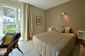 4 Schlafzimmer, Bügeleisen/Bügelbrett, kostenloses WLAN, Bettwäsche