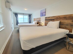 5 bedrooms, iron/ironing board, free WiFi, bed sheets