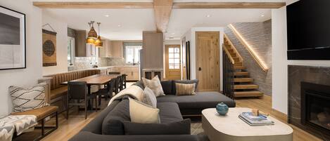 Condo, 4 Bedrooms | Living area | Smart TV