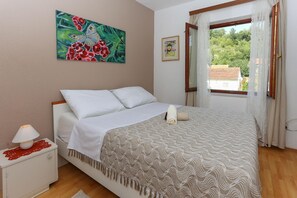 4 bedrooms, WiFi