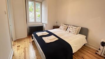 Apartamento, 2 habitaciones | 2 dormitorios, mobiliario individual, wifi gratis y ropa de cama