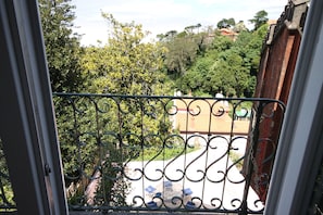 Apartment, 2 Bedrooms | Pemandangan balkoni