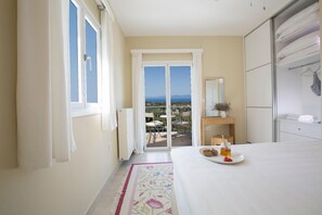 3 bedrooms, iron/ironing board, WiFi