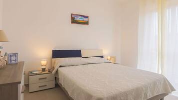 2 bedrooms, internet