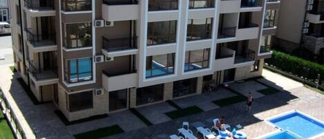 Leilighet | Basseng | Utendørsbasseng