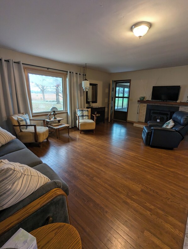 Älytelevisio, kirjoja