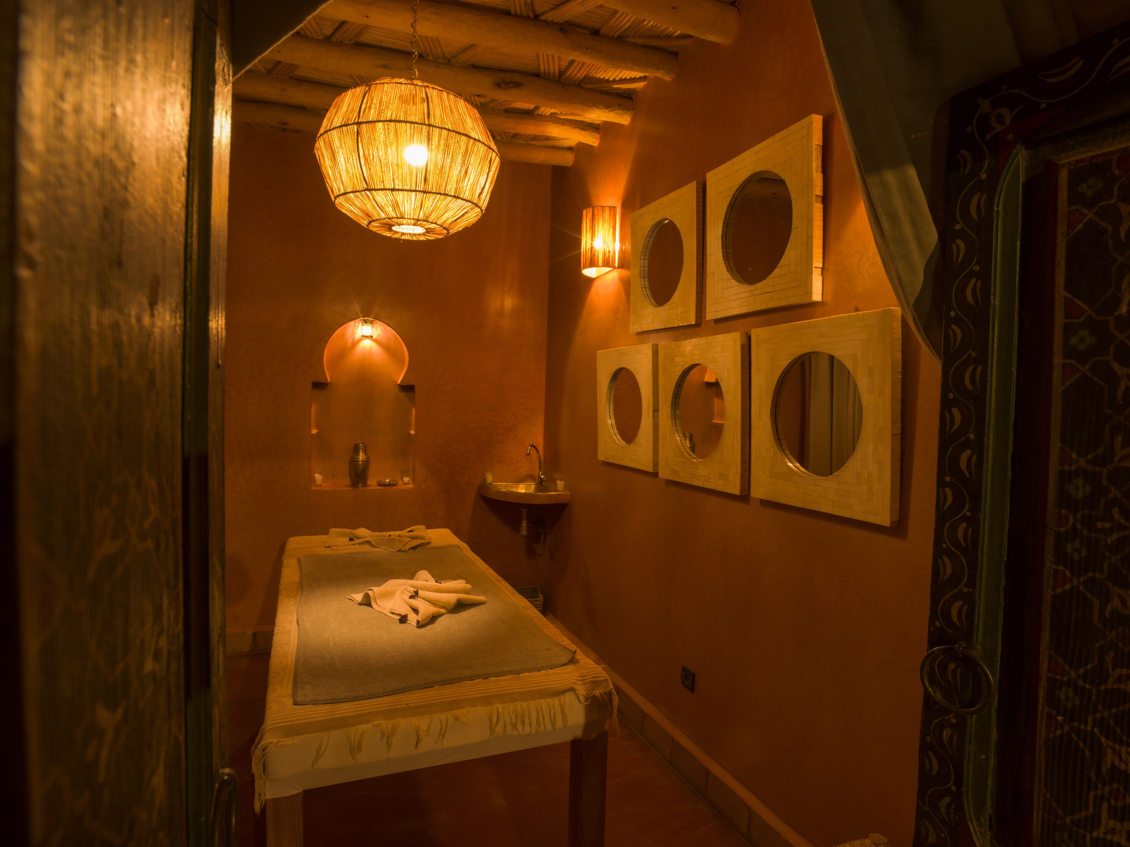 Ruang perawatan pasangan dan pemandian Turki/hammam