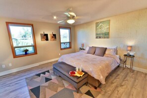 3 bedrooms, desk, iron/ironing board, WiFi