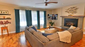 Tv, pejs, smarte højttalere