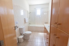 Banyera i tovalloles 