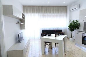 Kühlschrank, Ofen, Herdplatte