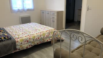 1 chambre, lit parapluie, Wi-Fi gratuit