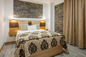 1 غرفة نوم ومكواة/لوح كي وواي فاي