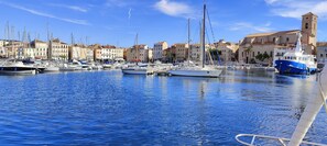 Marina