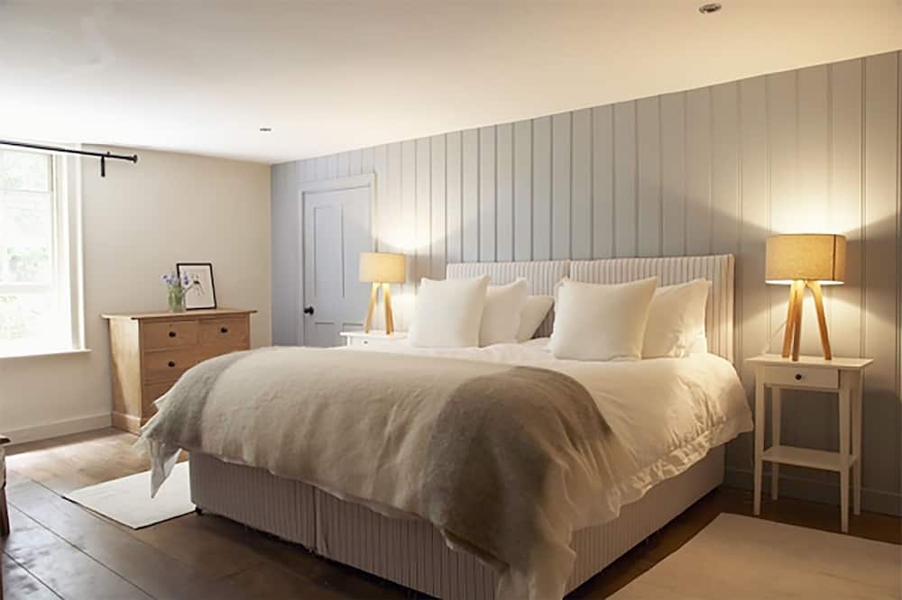 The Ram Inn - Swanborough Manor
