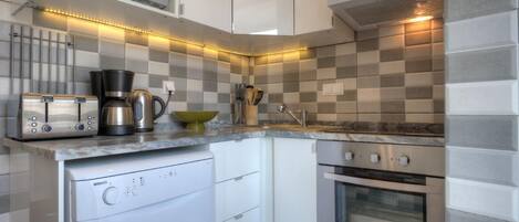 Fridge, microwave, oven, dishwasher