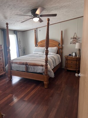 3 chambres, Wi-Fi gratuit, draps fournis