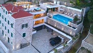Enjoy a relaxing stay in this stylish building with a hot tub and pool.