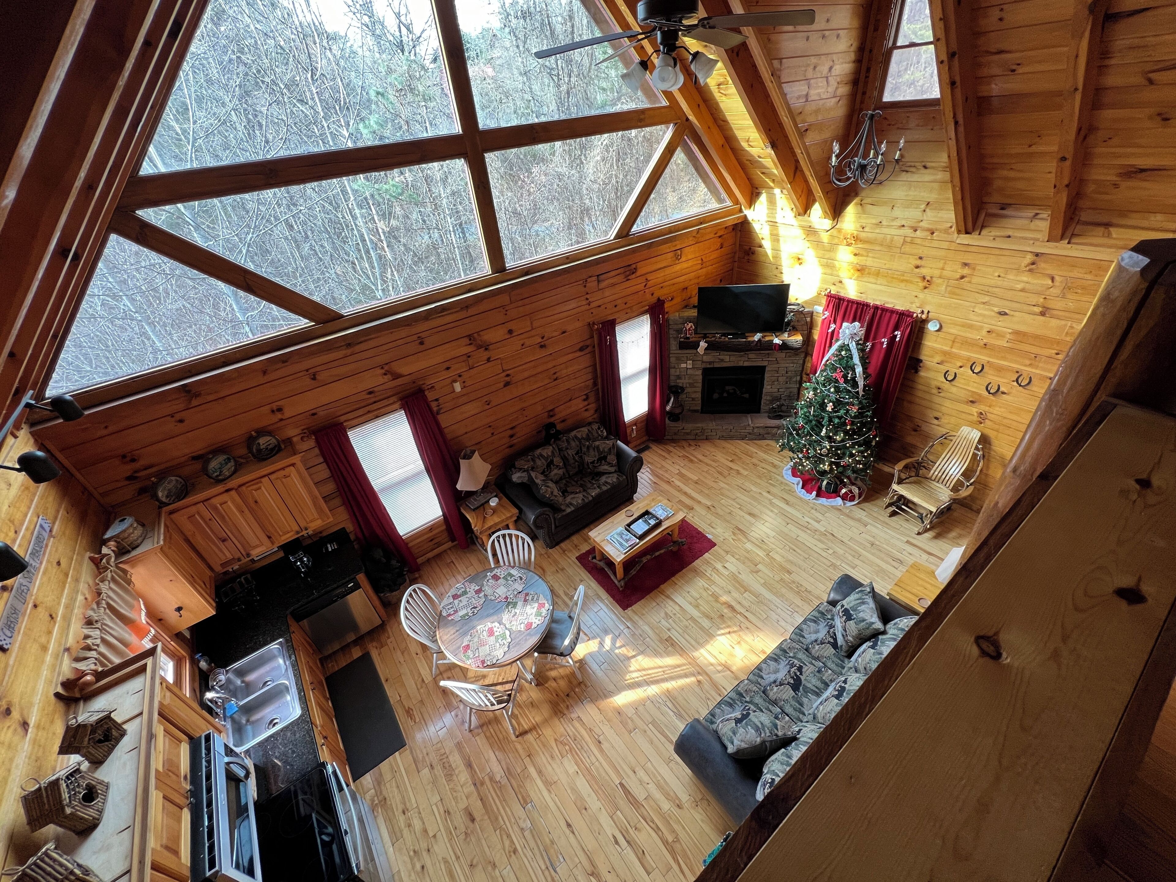 Smart-TV, peis, videospill og DVD-spiller