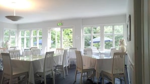 Breakfast area - Rosenfors Herrgård (Borgholm)