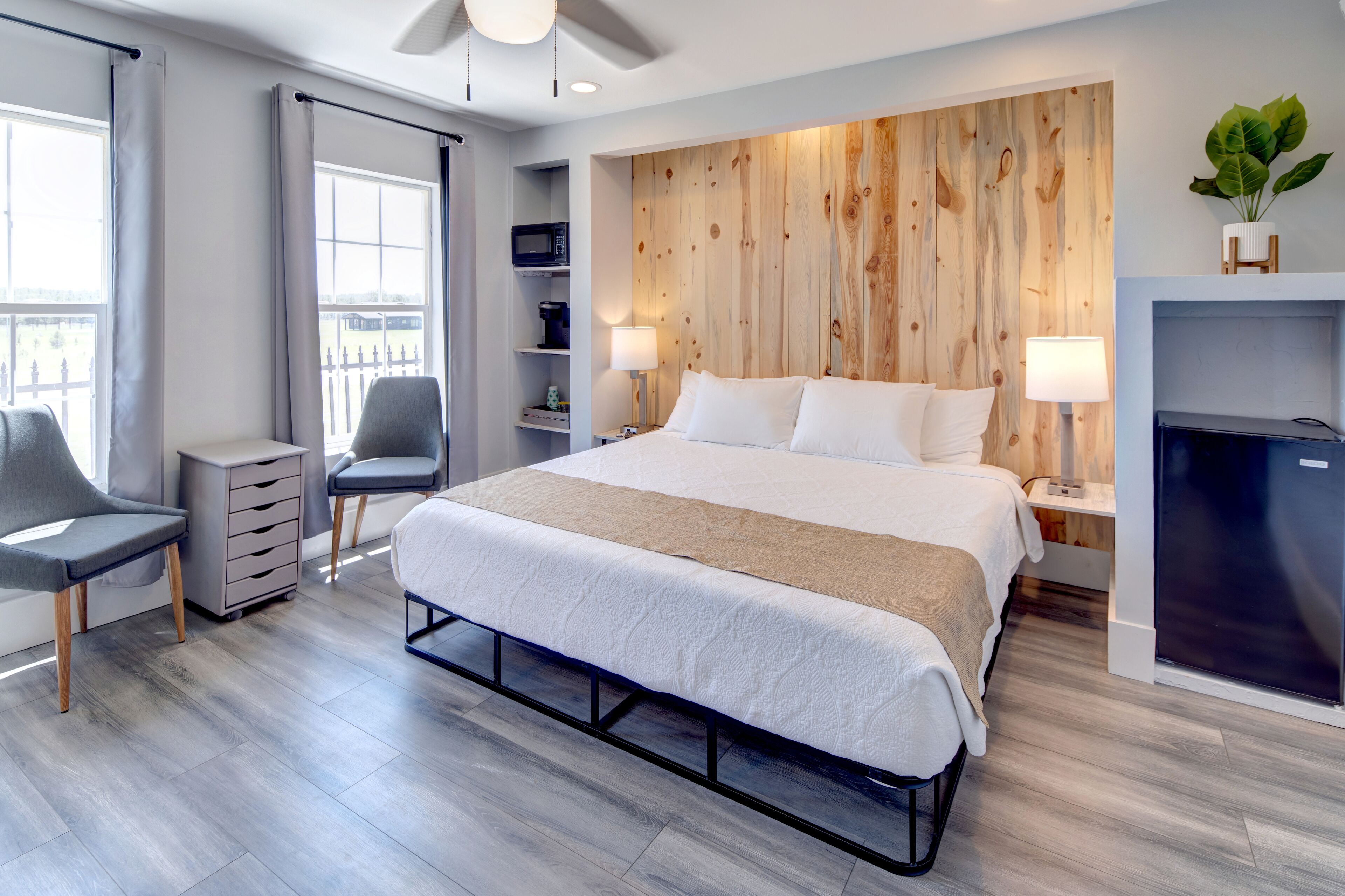 1 sovrum, skrivbord, strykjärn/strykbräda och gratis wi-fi