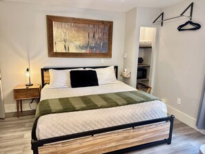 1 chambre, bureau, fer et planche à repasser, Wi-Fi gratuit