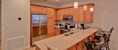 Fridge, microwave, oven, dishwasher