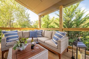 Property grounds - Simply Divine in West Asheville (Asheville)