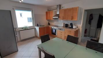 Deluxe-Apartment, mit Bad (Ferienwohnung ) | Eigene Küche