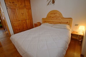 1 室のベッドルーム、ベッドシーツ