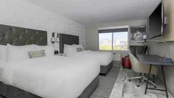 Hochwertige Bettwaren, Daunenbettdecken, Pillowtop-Betten, Schreibtisch