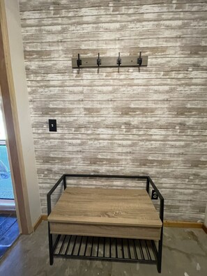 Interior - Relax and Unwind at a Peaceful Riverfront Cabin (Sevierville)