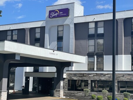 Sleep Inn - Image 30
