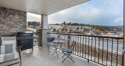 Cozy Mountain | Ski, Beach, Hot Tub & Relaxation!!