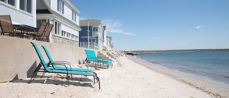 Beach | On the beach, sun loungers, beach towels