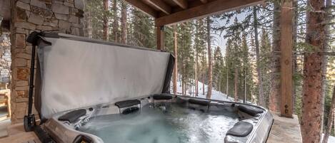 Baignoire à remous extérieure