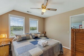 4 bedrooms, WiFi, bed sheets