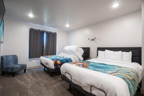 3 bedrooms, iron/ironing board, travel cot, WiFi