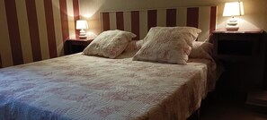 2 bedrooms, iron/ironing board, internet - Le Mûrier à la Bouverie (ROQUEBRUNE SUR ARGENS)