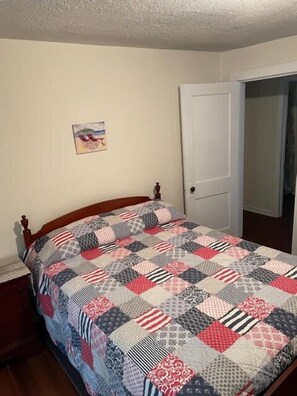 2 bedrooms, iron/ironing board, free WiFi - Ww322 East Maple Ave, Unit 1 (Wildwood)
