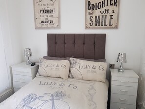 Apartment | 1 bedroom, iron/ironing board, free WiFi, bed sheets - 6 Person - 1 - Bed Apartment in Blackpool (Blackpool)