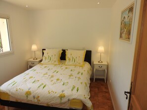 2 Schlafzimmer, Bügeleisen/Bügelbrett, Internetzugang