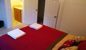 1 Schlafzimmer, Schreibtisch, Bügeleisen/Bügelbrett, kostenloses WLAN
