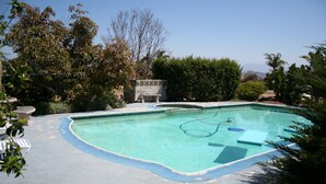 Outdoor pool - Enjoy your visit to a private horse ranch! (Fallbrook)