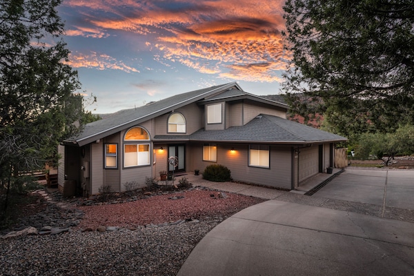 Those beautiful Sedona nights.  Main entrance with access to a 2 car garage