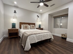 5 bedrooms, iron/ironing board, free WiFi, bed sheets