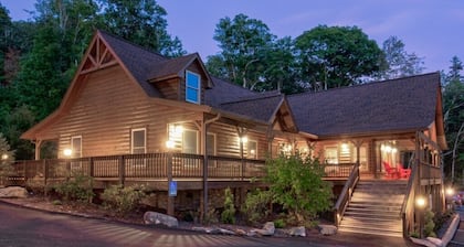 Blue Ridge Village (Banner Elk) - 2 Bedroom Villa
