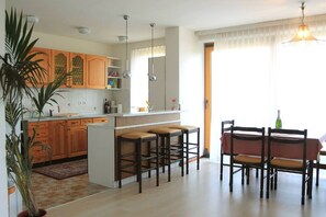 Dining - Beautiful house with lake view, for large groups! (Radovljica)