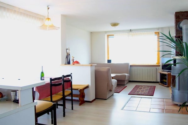 Interior - Beautiful lakeview apartment for large groups! (Radovljica)