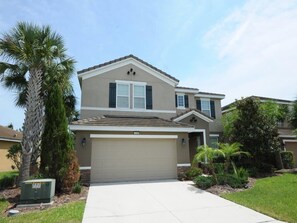 House (Solterra 37) | Exterior